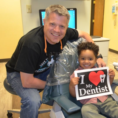 Aaron Kamp, Dentist Aaron Kamp Dentist
